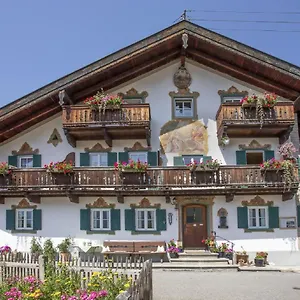 Haus Holler Apartment
